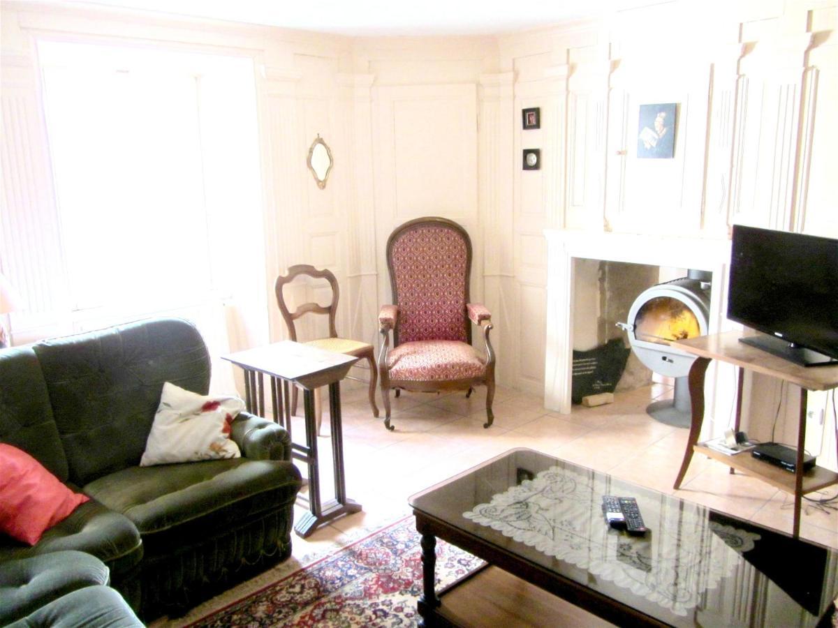 Maison De Charme A Saint Andre En Vivarais Avec Cheminee Villa Luaran gambar